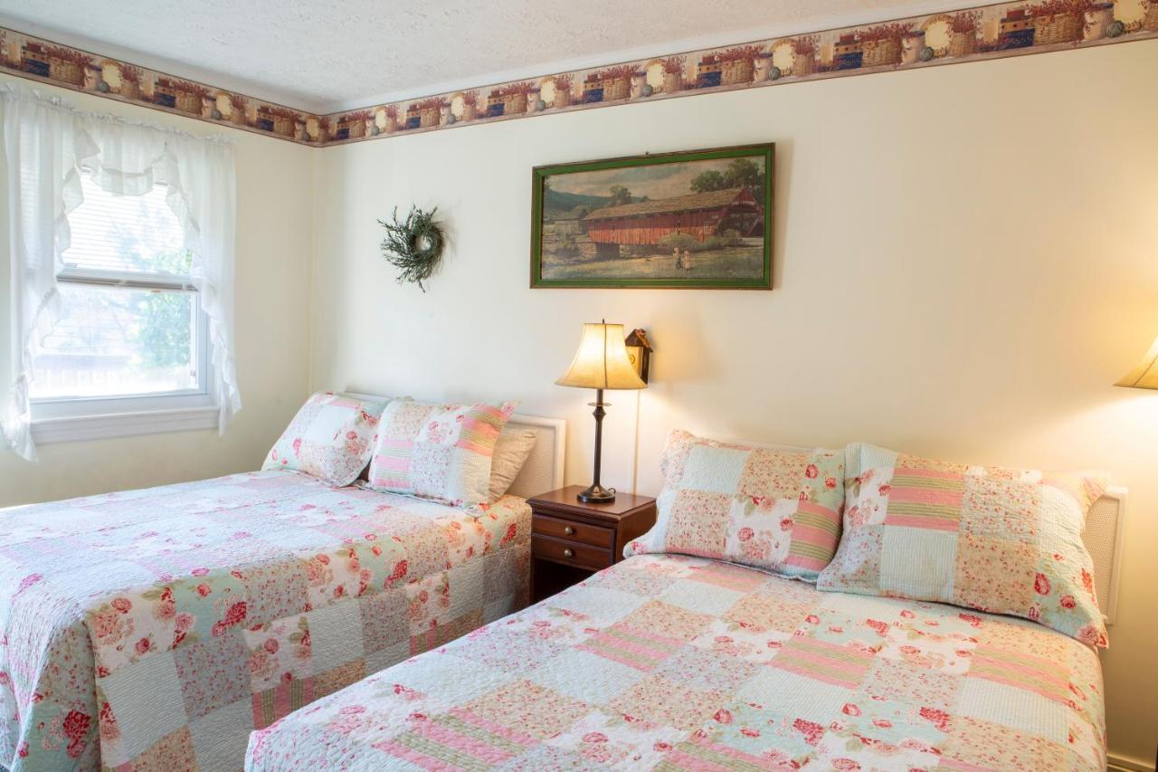The Chimney Rock Inn & Cottages 外观 照片
