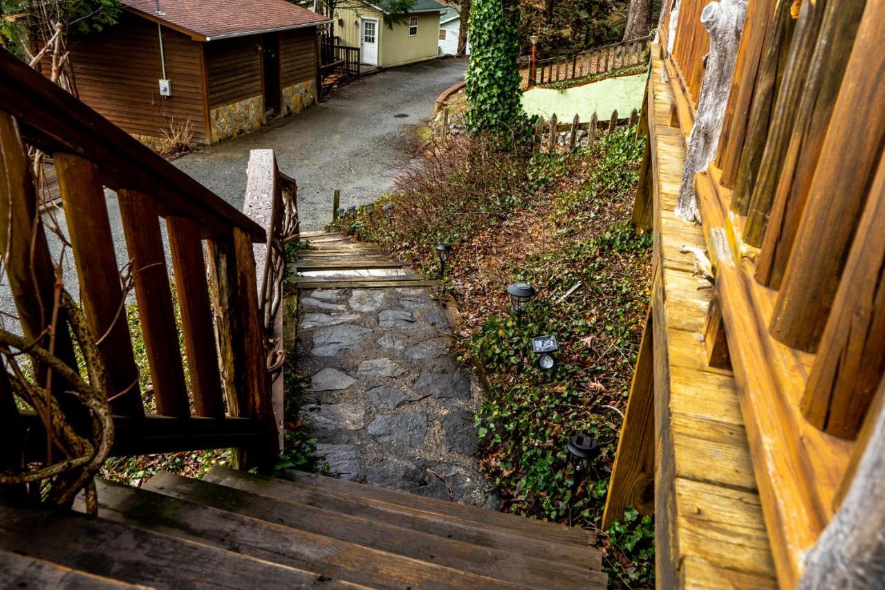 The Chimney Rock Inn & Cottages 外观 照片