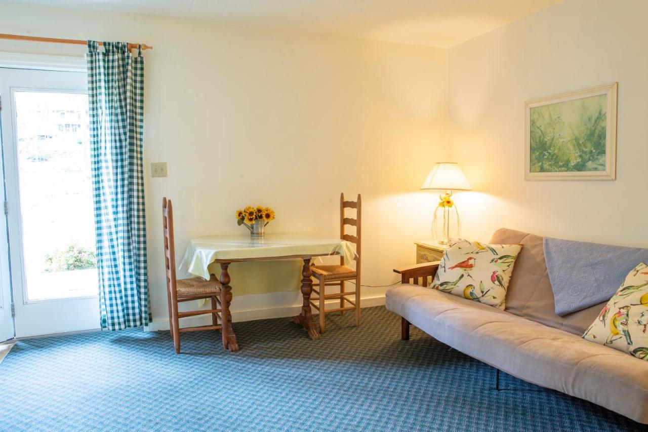 The Chimney Rock Inn & Cottages 外观 照片